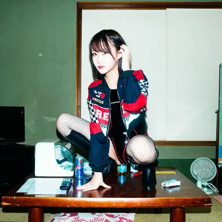 この足で踏まれたい？🦶🏻