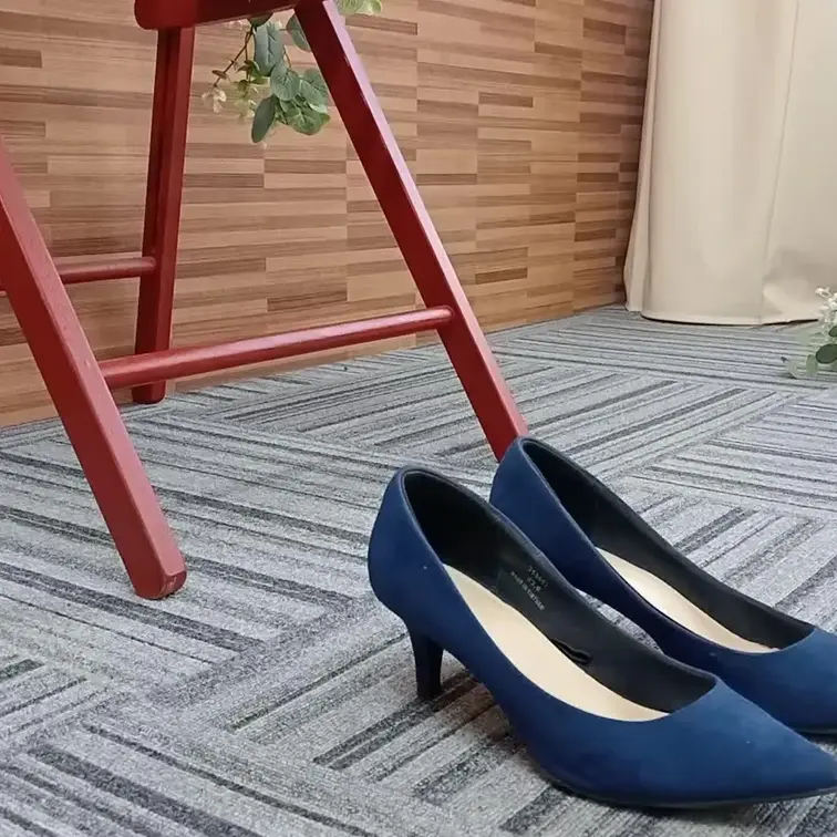素足で👠履いて
足を見せて見たよ✨

動画見放題プランが復活いたしました。
様々な動画をお得にご覧いただけます。