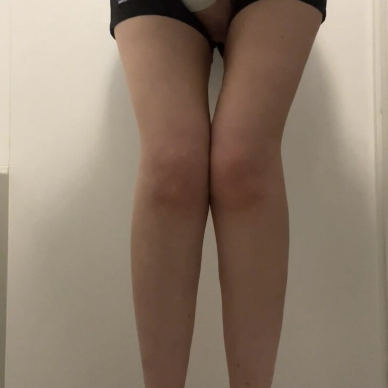 着衣おもらし💗①