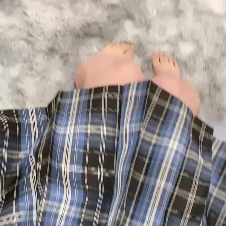 太ももよく見てほしい動画！