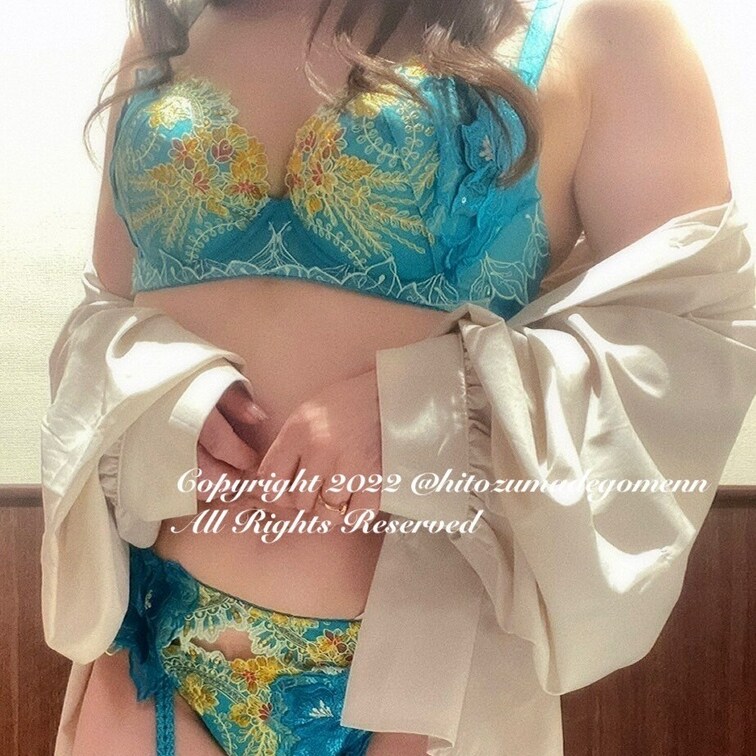 こんばんは🌷
新プラン作りましたー✨✨
動画メインなので、是非生に近いえちえち💜なひなを見てくれたら嬉しいです🥰💖