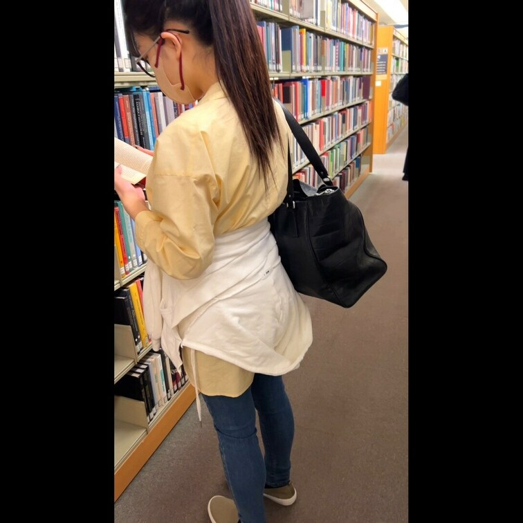 本編チョイ見せ☆
本編は単品販売から→
図書館で美巨乳インテリ女子のおっぱいを弄んできました【おっぱい痴かん】
