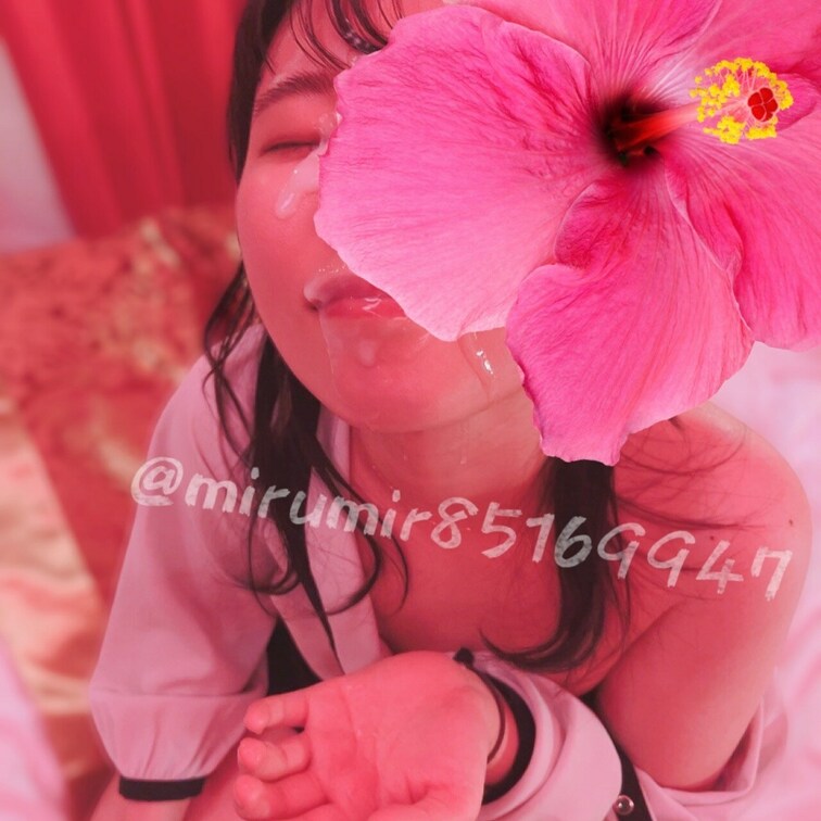 るーちゃん︎︎︎☺︎にぶっかけ

顔がまっしろになるまでぶっかけたい🥹

とりあえず、ぶっかけたい人
イイネ👍