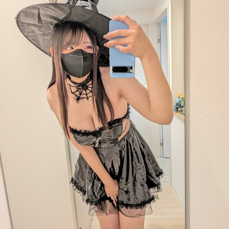 魔女さん🪄🪄

投稿できてなくて
遅くなってしまいました🙇‍♀🙇‍♀