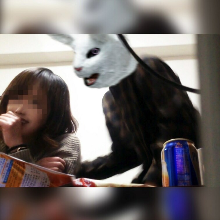 【無料】遠距離住まいの人妻ってどうでしょ？
マッチングアプリで知り合ったのは電車だと2時間近くかかる遠距離の人妻さん。