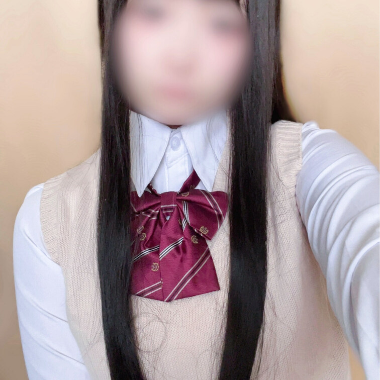 制服の下にこんなの着ちゃってること、みんなに内緒だよ…？💕①