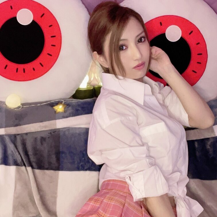 定点で撮りながらいっぱい突いてもらいました♡
本編の一部公　開します♡

本編はこちらから
　　　↓
http