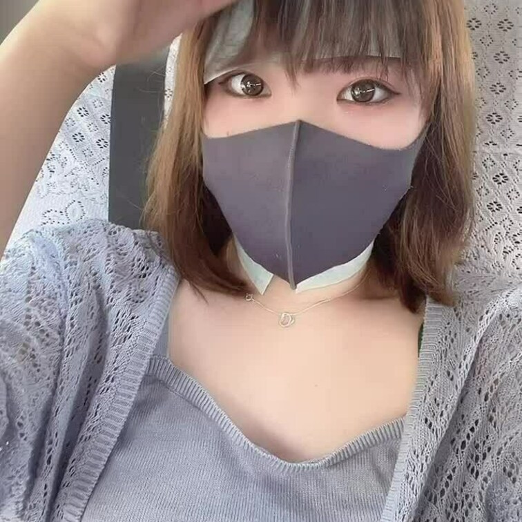 あつあつ💦💦熱中症🥵注意報‼️

あついね🥵
熱中症になりかけて
急いで冷やして水分補給。。

みんなもきを