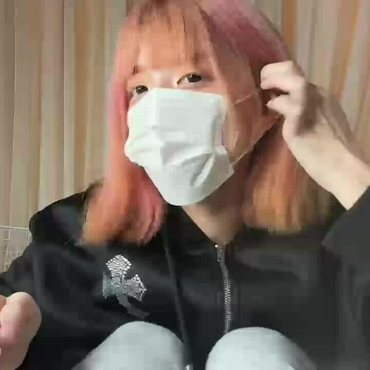 【みれい 20 歳】

みれいさんのライブ配信動画です
生配信 だと、1 回の有料配信を視聴すると、おおよそ平均 