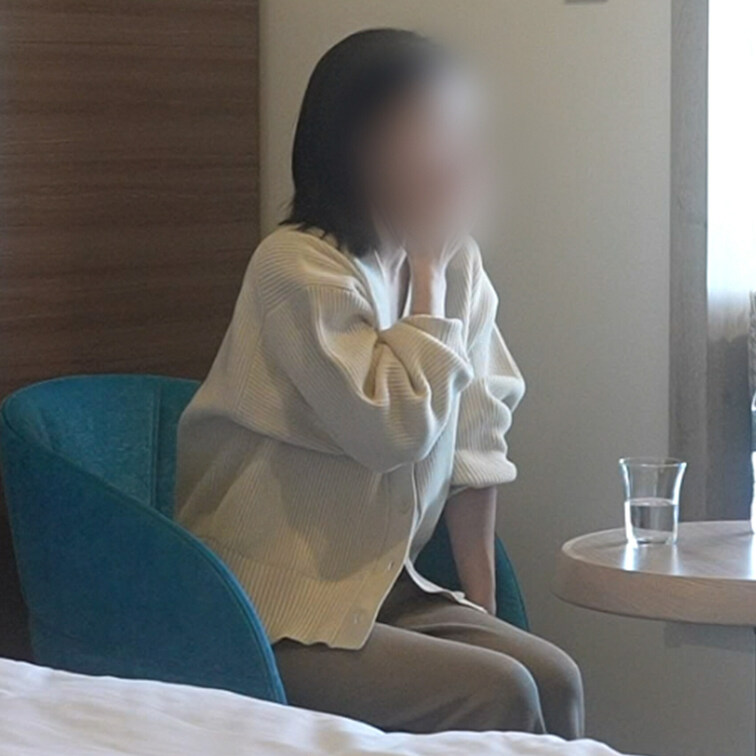 【結婚4年目で旦那とのえっちにマンネリ化。耳舐めだけでイッちゃう人妻Mちゃん】（1時間49分）

▼本編はこちら
