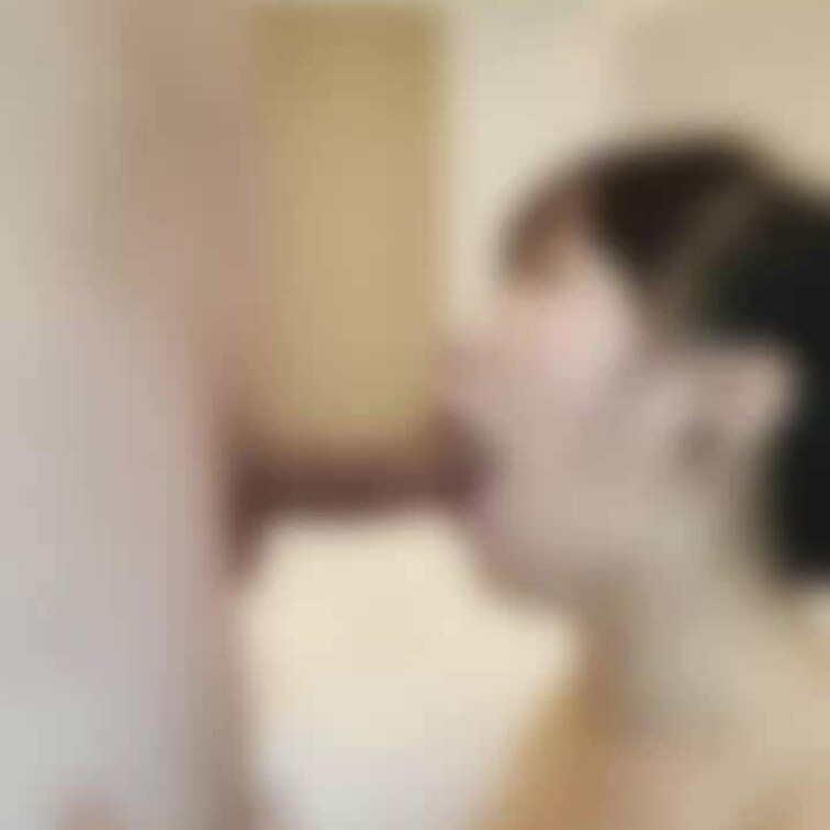 しばらく長いおちんちんしゃぶってなかったから、奥まで入らなかった😭