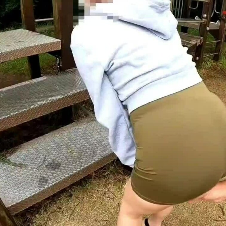 有名クリエイターコラボ

ノ乃さんさんを昼間に公園ト○レで寝取って来た動画はこちらから⇓⇓⇓

https://