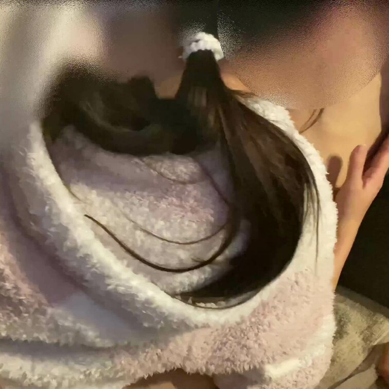イケメン君に１時間フェラ耐久させてみたよ♡
どんどん私に支配されて行って壊されてくМ男君可愛すぎでしょ🥺
沢山精子出