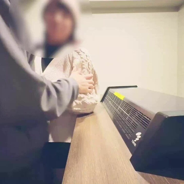 ❣️喫煙所で名前も知らない初めましての相手と…❣️

年明け1発目から願っても無い展開に恵まれ、何も知らない妻のリア