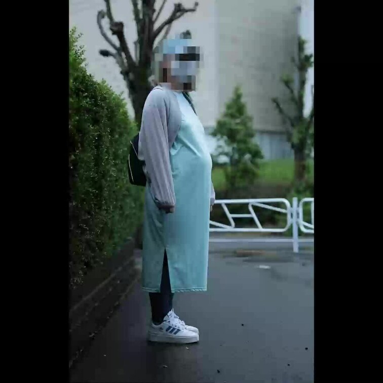 26歳の主婦。156㎝。

お○○○ちゃんが一人いる末っ子で育ちました。

帰宅部だけど体を動かすのが好きでよく