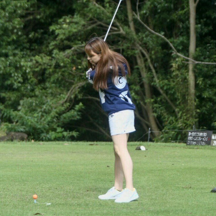 あー🥶 寒い日が続きますね…

春になったら早くゴルフ🏌️‍♀️へ行きたい✨

みんなもゴルフする？

いよ