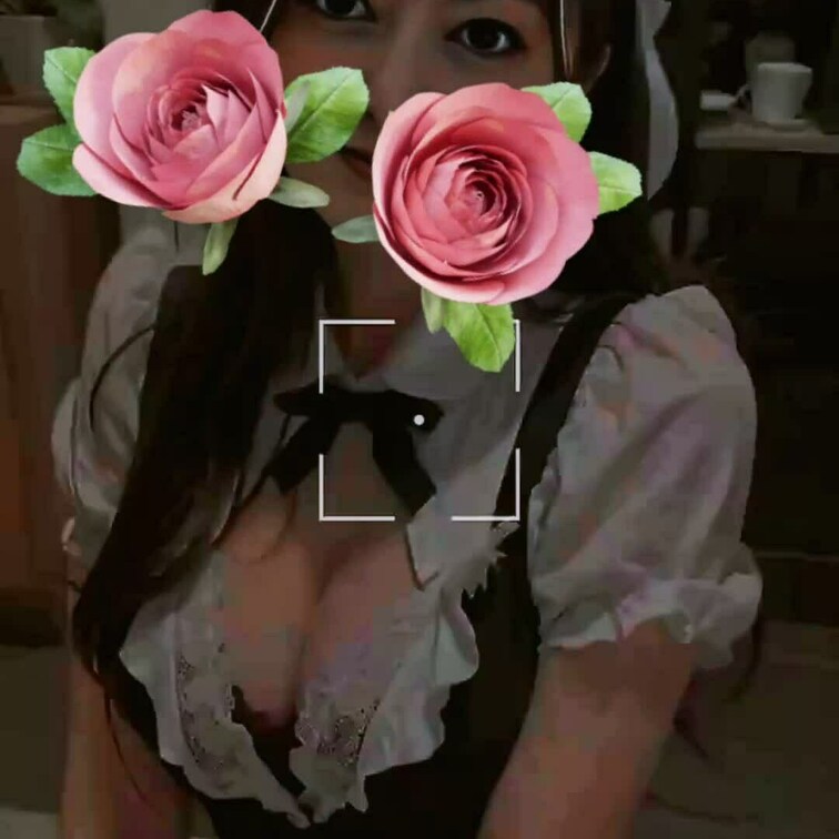 メイド服着ました