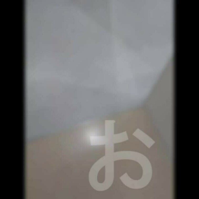 226 女子大生に女子大で自撮りしてもらった様子です。このあと下もずらしてもらってます。

