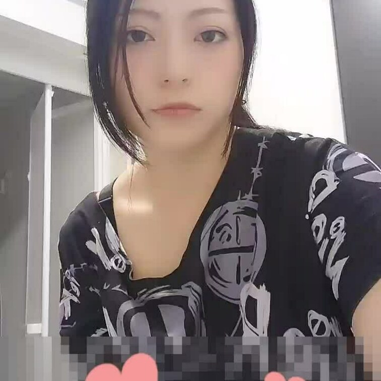 うさぎのむっちりぼでぃ
お風呂前に脱ぐょ
こんな風に誘ったらめちゃくちゃにしてくれますか？