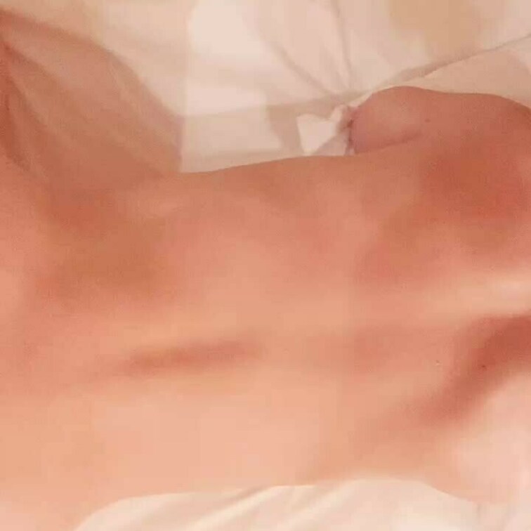 バックで○○○されてるところです、、、
やっぱり本物のオ◯ンチン大好きです、、、