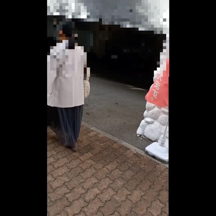 清楚がド変態に大豹変
徳島から初のおもちゃたちでずっとイッて大満足もうすぐJDちゃん8


振り振りのスカートを