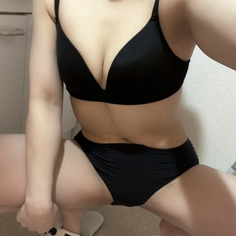 ひなの今日の下着です😍
黒の上下です😅
おっぱい見せます😅
プラン加入よろしくお願いします🥺