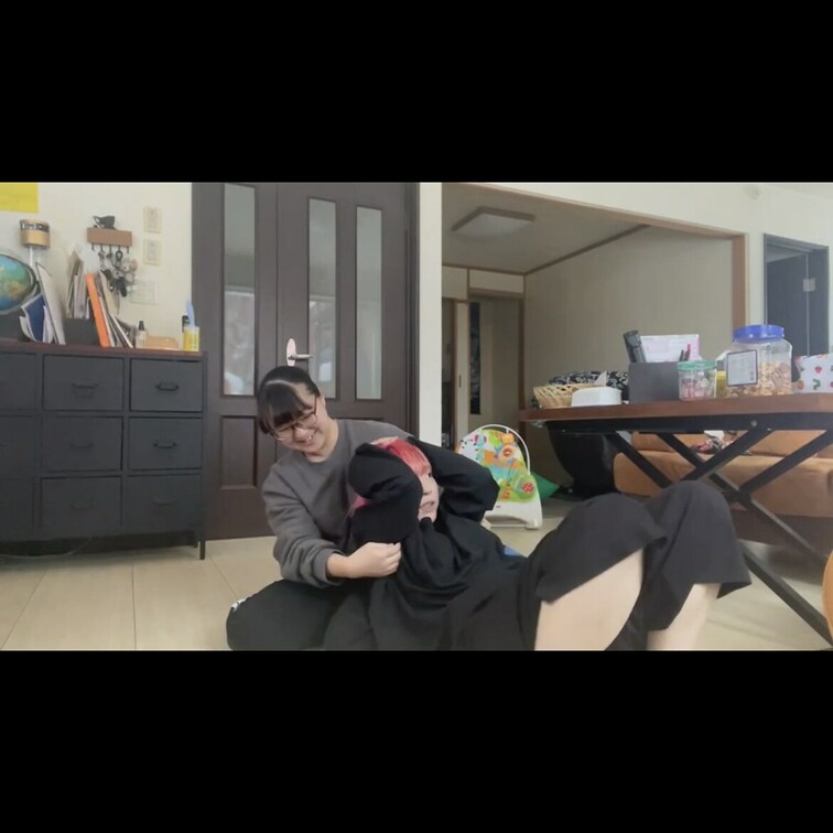 皆様いつもご購入ありがとうございます☺️
今回のくすぐり動画はこちらです👍

是非見てあげてくださいね(  ˆОˆ