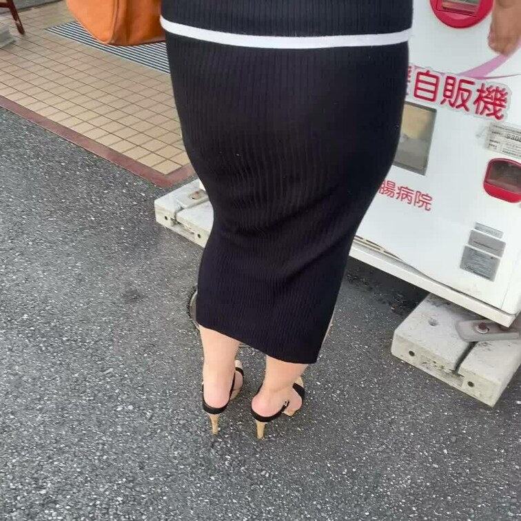 フェチにはたまらない日常風景　自販機w