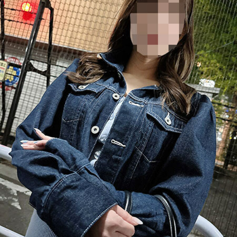【みほさん／自称24歳】

職業：風俗嬢
立ちんぼ歴：数か月
お金の使い道：バンドマンへの貢ぎ代

顔面優勝