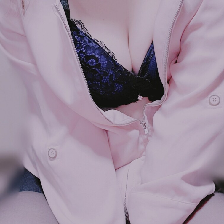 揉みたいの？挟まれたの？（*´▽｀*）💗