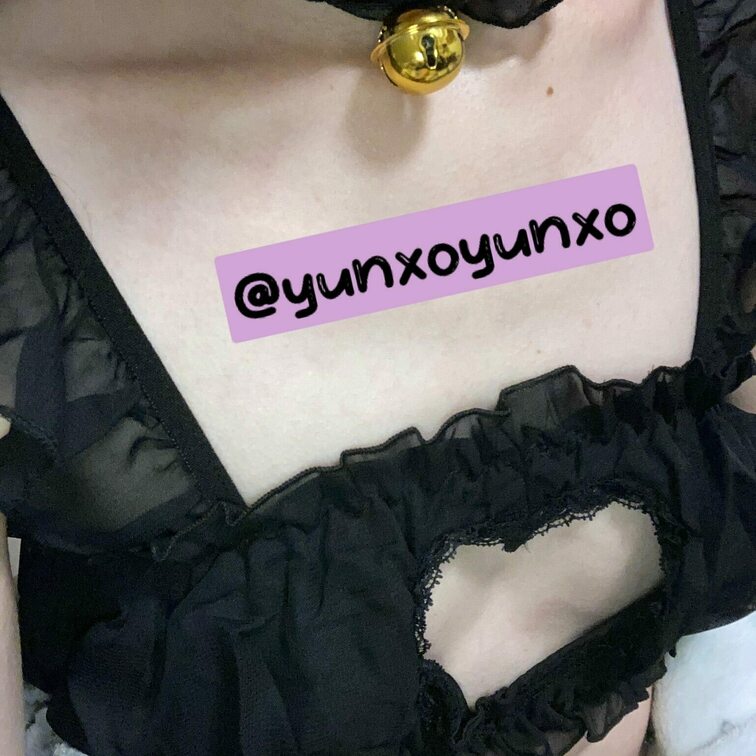 猫ちゃんコスプレ。
ちっぱい…
