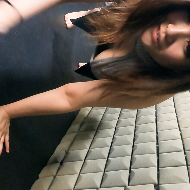 肩タッチプランクチャレンジ