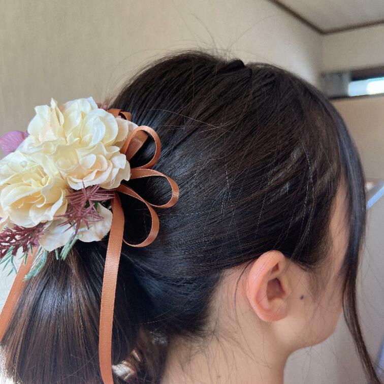 おかあさんが貸してくれた
髪飾り💓
カジュアルだけど可愛くないですか❣️
お祭りの日くらいは可愛いくしたい