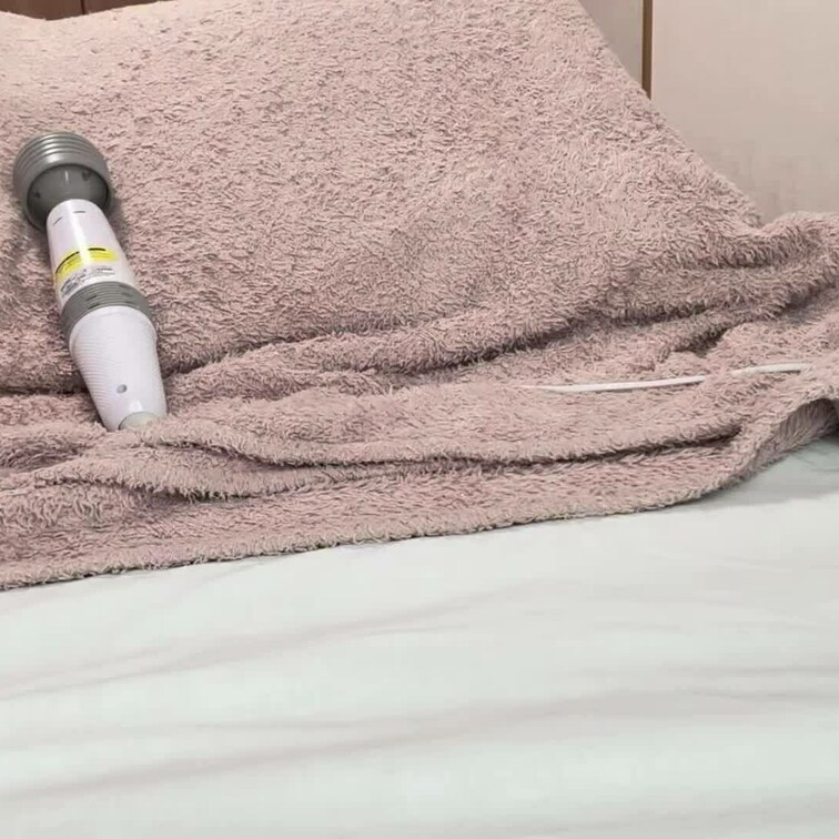 電マオナニー(´˘`＊)真夜中に○○○にバレぬようこっそりやってる|ω◉`)
電動歯ブラシはピンポイントで責めるけど、