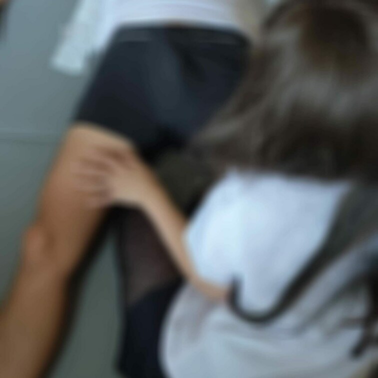 仕事中にセフレを呼び出して性欲発散のOL　バックでさえも腰を振り尻肉を揺らしてイキ果てる淫乱女○○○RI