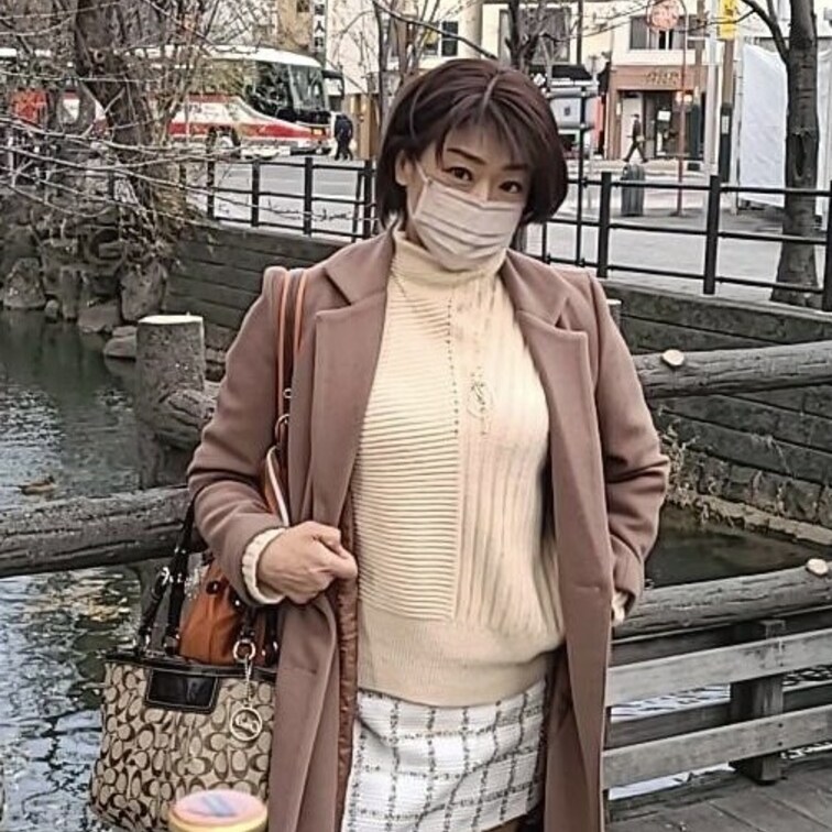 おはようございますぅ。。。
今日も、、、うふふ。。