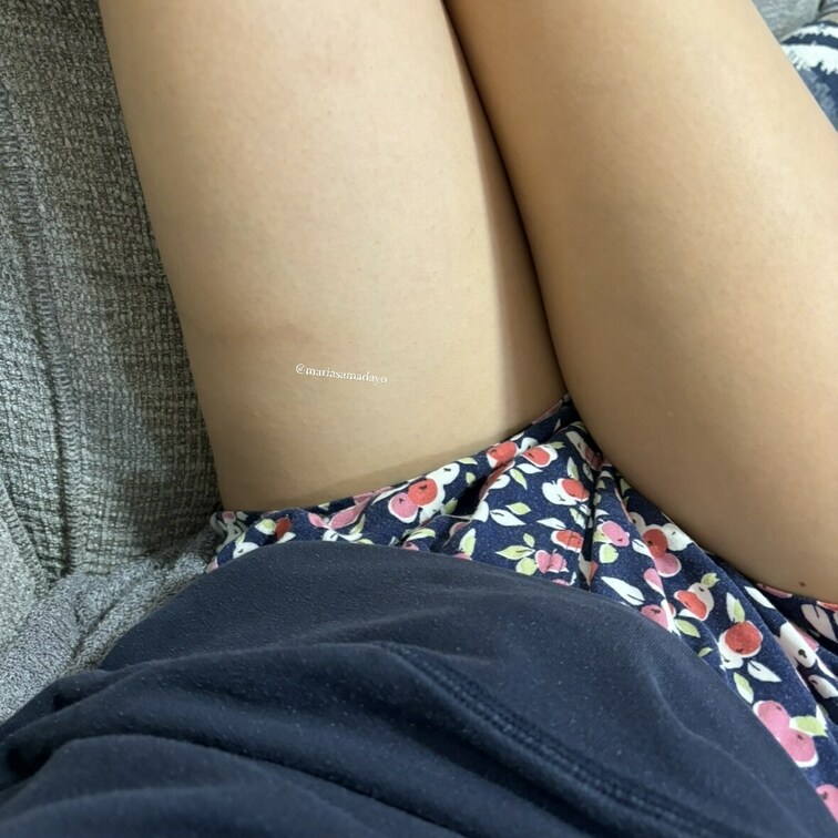 部屋着💖
この短パンもう10年以上使ってる気がする😌🤍
希望あれば何日か履いて
お股の匂いつけてファンクラブで