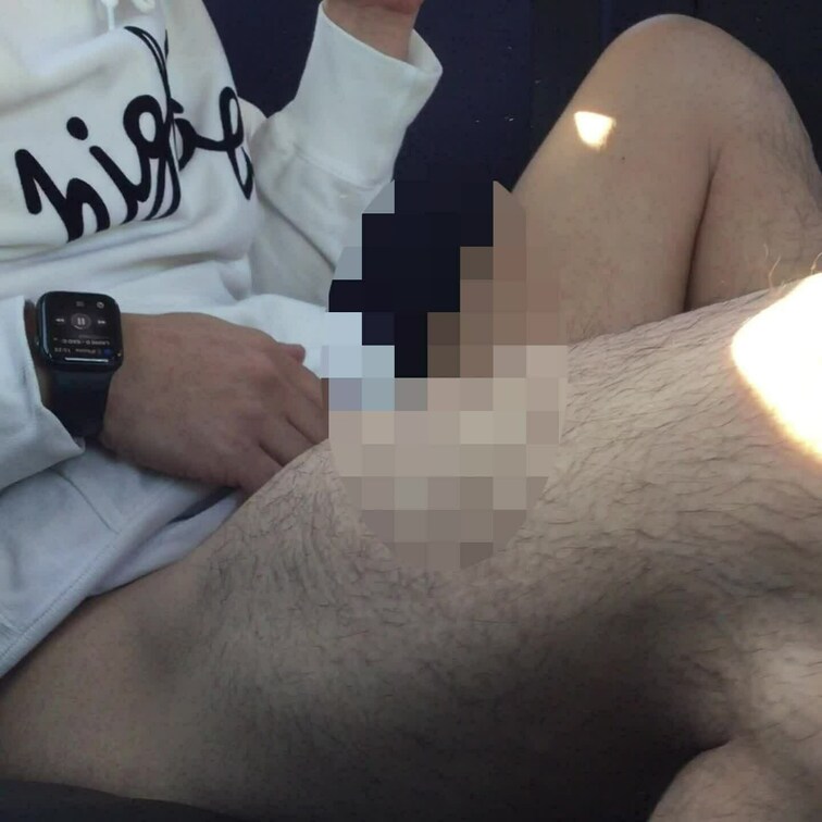 【裏垢３０代前半女子】
Xで知り合った裏垢女子！
３０代に入って責めるより責められる方が好きになってきたらしいです♪