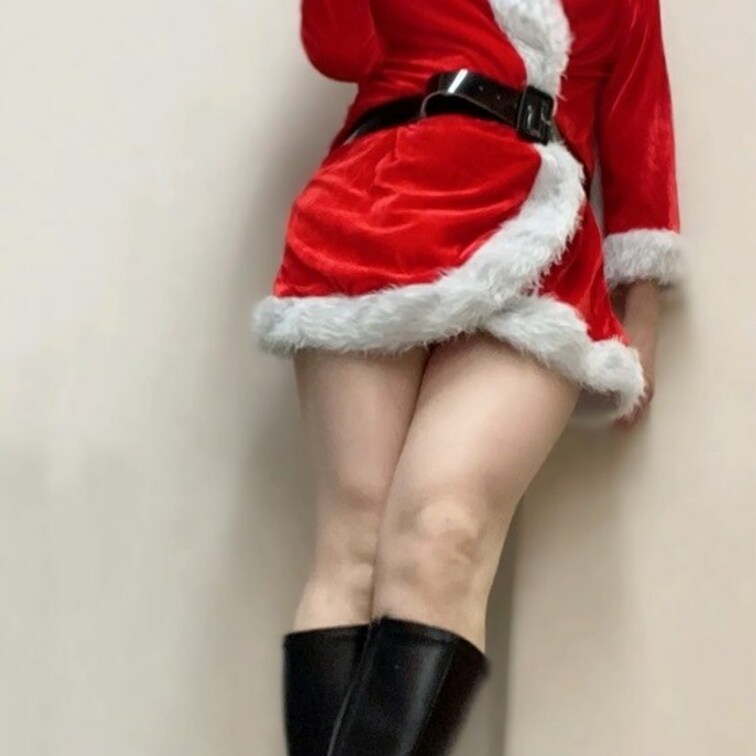 「クリスマス企画…エッチなサンタさんがフェラチオ…」

立ち姿…

※初公開日から一か月経過した当記事の有料会員