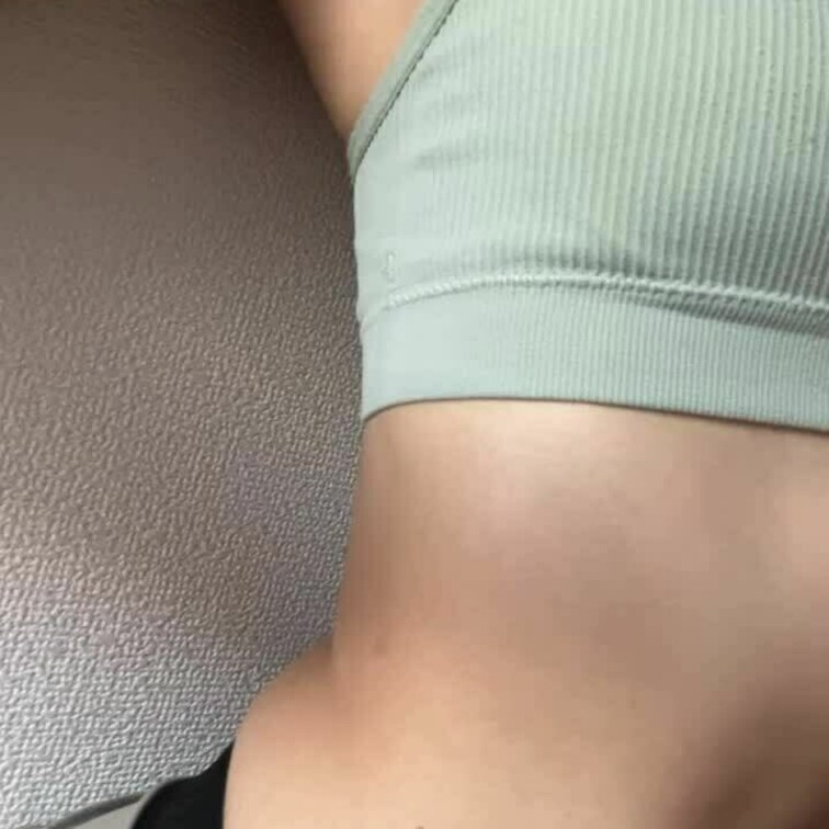 久しぶりの筋肉痛🥹
今朝の筋トレは軽めに🥹
ちょっと違う方法でトレーニングしようかな🫣笑

金曜日頑張りましょう