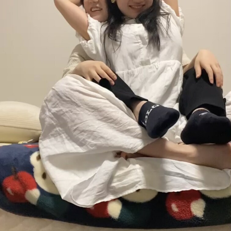
皆様いつもご購入ありがとうございます☺️
今回のくすぐり動画はこちらです👍

是非見てあげてくださいね(  ˆ