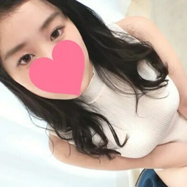 色白天然Gカップという極上の身体を持ちながらも、全く活用してこなかった素朴美人なP女チャンです🎀
P活なんてまったく無