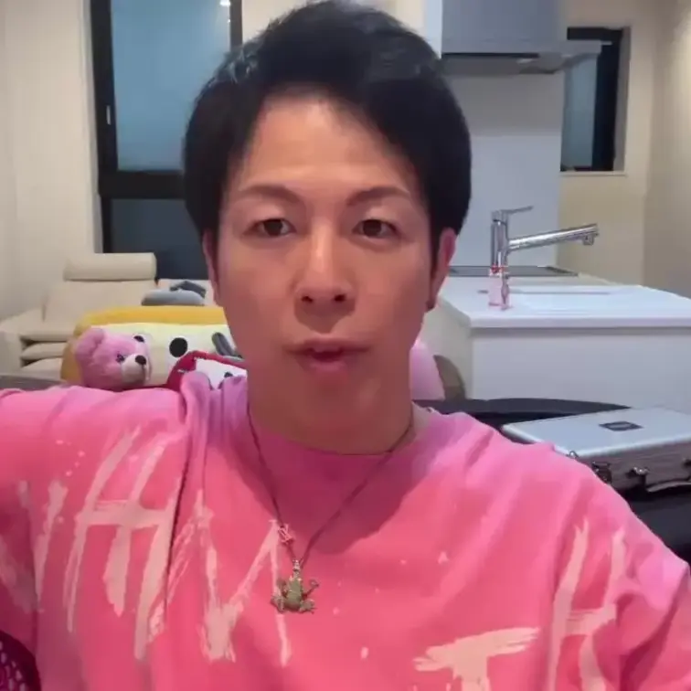 【告知】10月から更新内容が変わります♡みんな見ていいね！ください💖【夜の右乳ちゃんねる♡】

