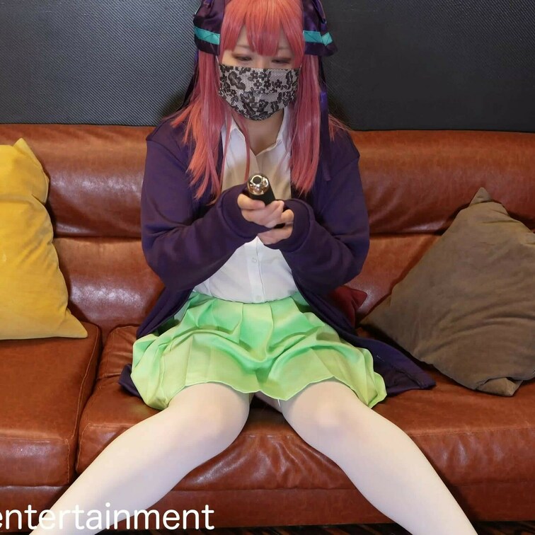 コスプレのオナニー作品です。