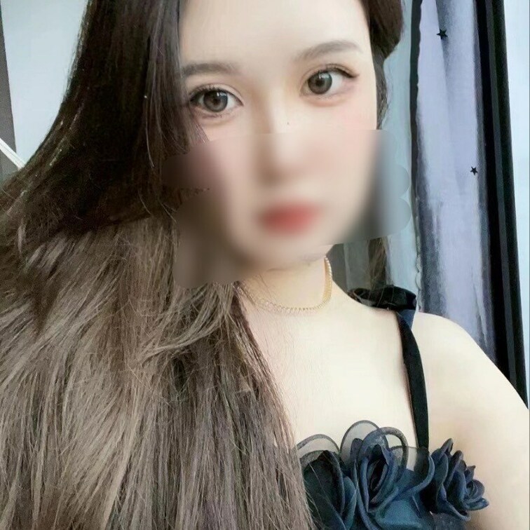 完全素人！！
こんなに可愛い子達がエッチな動画に映ってます！！
毎日投稿してるので良かったらプラン登録お願い致します