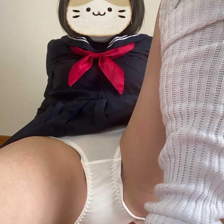 熟女制服生パンツ