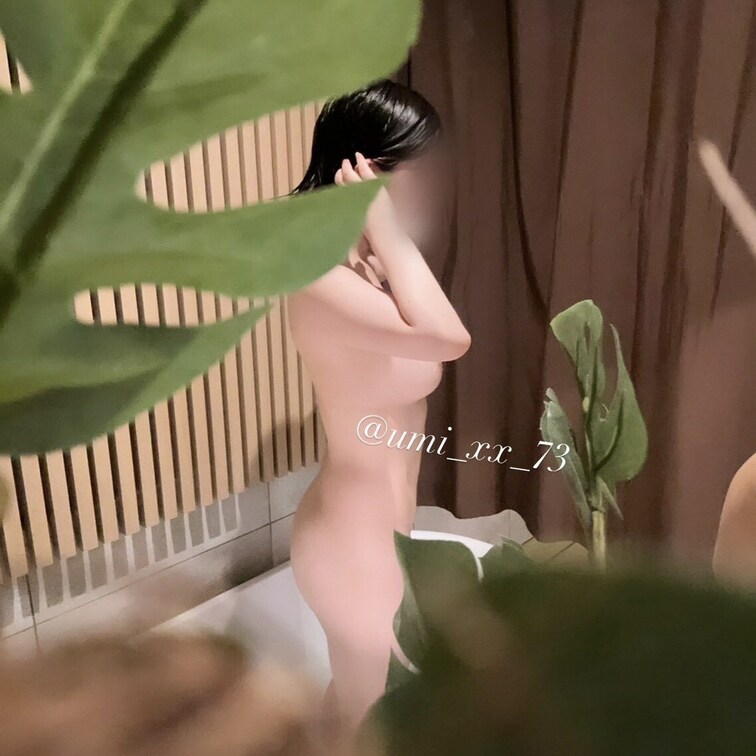 お風呂入ってたらシャッター音が聞こえた