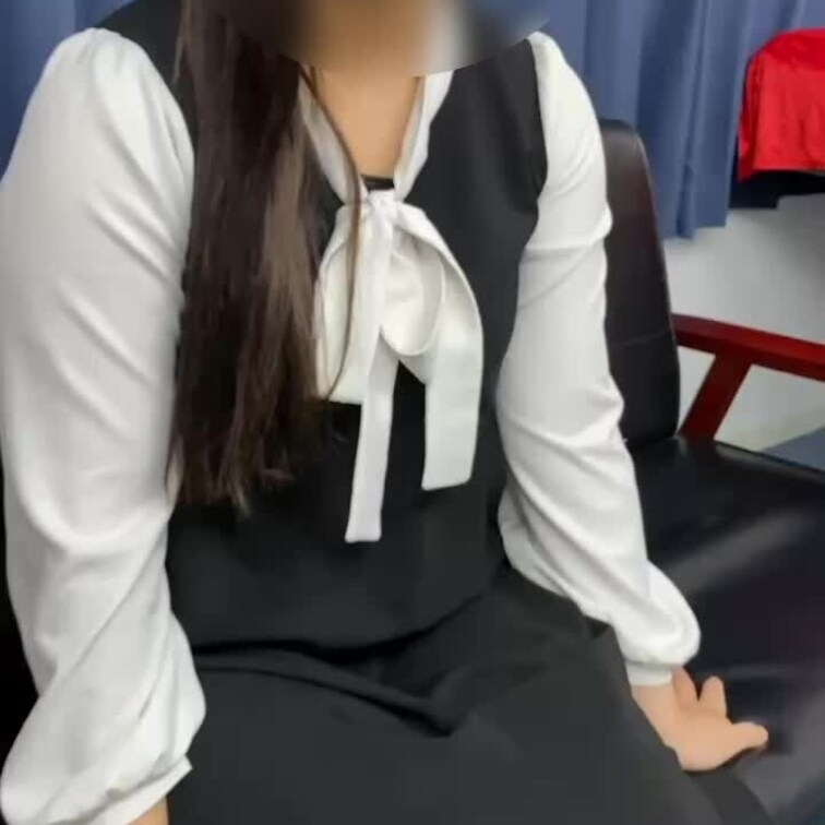 幼な顔の素人にお仕置き😈