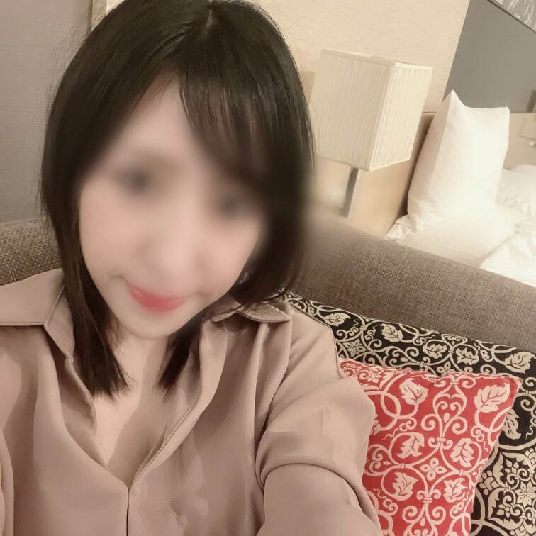こんばんは人妻ゆうです💋💕


連休に入る前にチャンと会ってきました❤️

W不倫の私達にとってGWは○○○と