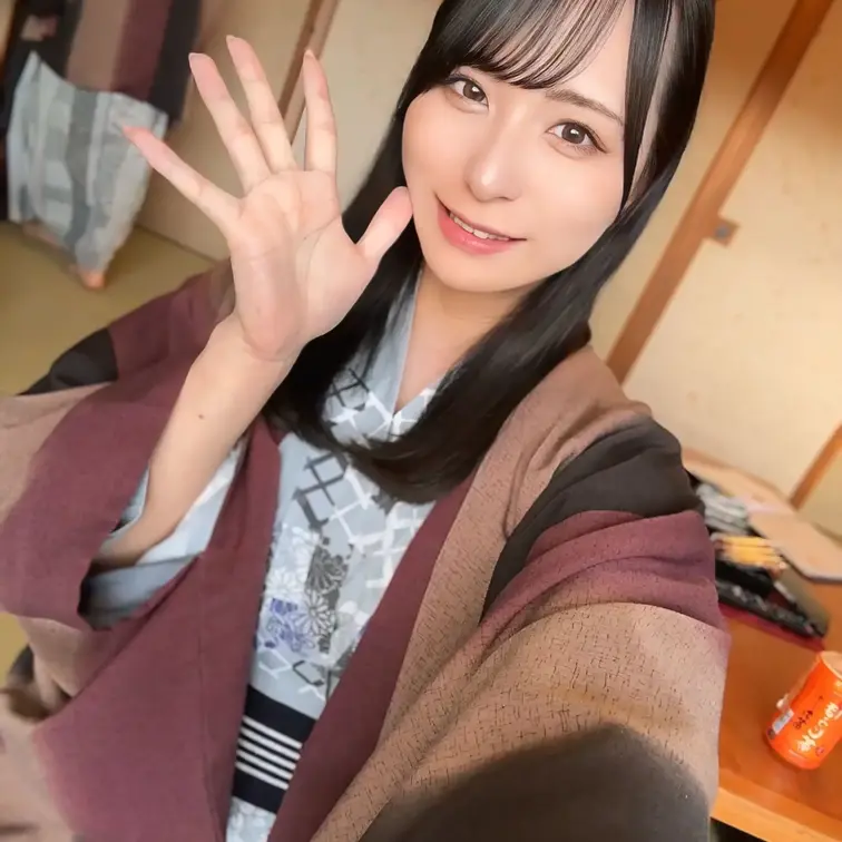 浴衣着てみたよ～！💓

こちらは無料画像１０枚です✨